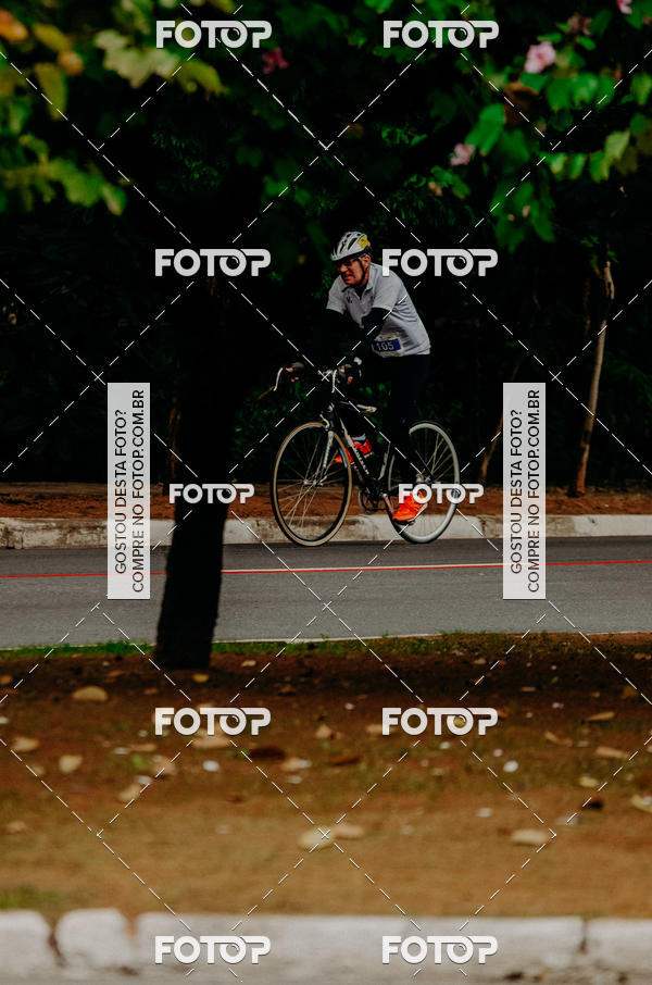 Buy your photos of the eventVSERIES Duathlon & Running on Fotop