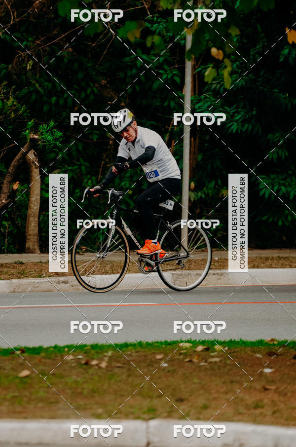 Buy your photos of the eventVSERIES Duathlon & Running on Fotop