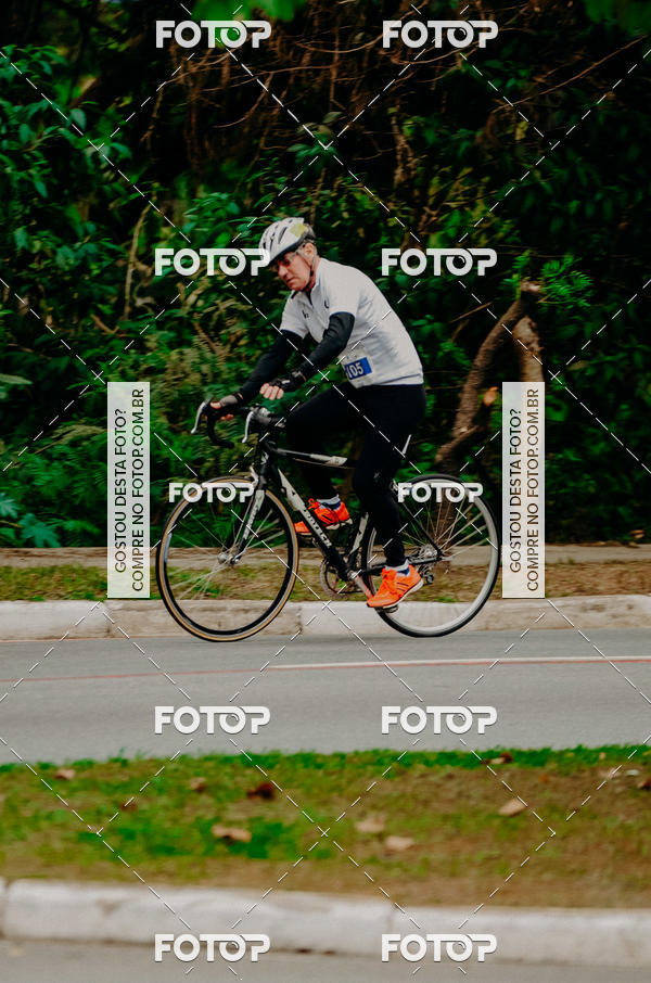 Buy your photos of the eventVSERIES Duathlon & Running on Fotop