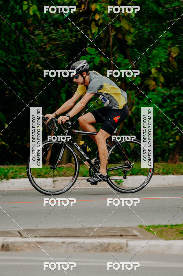 Buy your photos of the eventVSERIES Duathlon & Running on Fotop