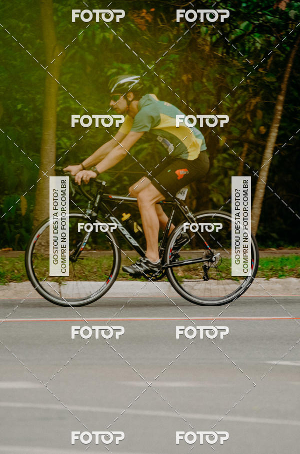 Buy your photos of the eventVSERIES Duathlon & Running on Fotop
