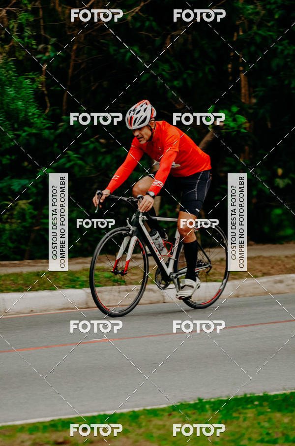 Buy your photos of the eventVSERIES Duathlon & Running on Fotop