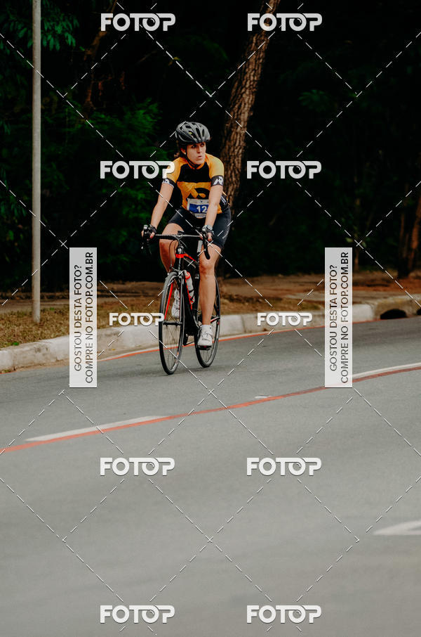 Buy your photos of the eventVSERIES Duathlon & Running on Fotop