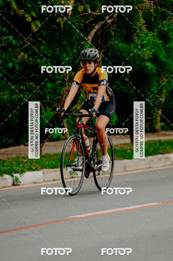 Buy your photos of the eventVSERIES Duathlon & Running on Fotop