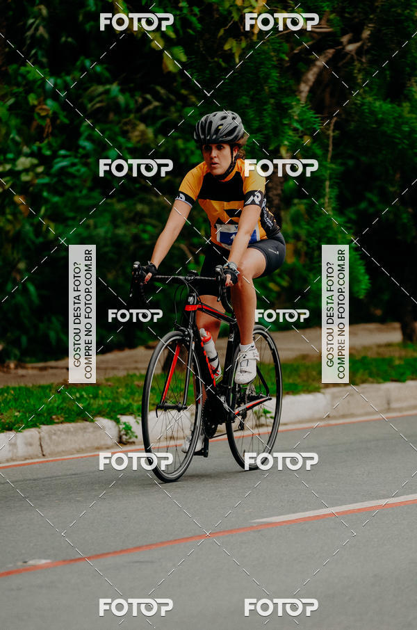 Buy your photos of the eventVSERIES Duathlon & Running on Fotop