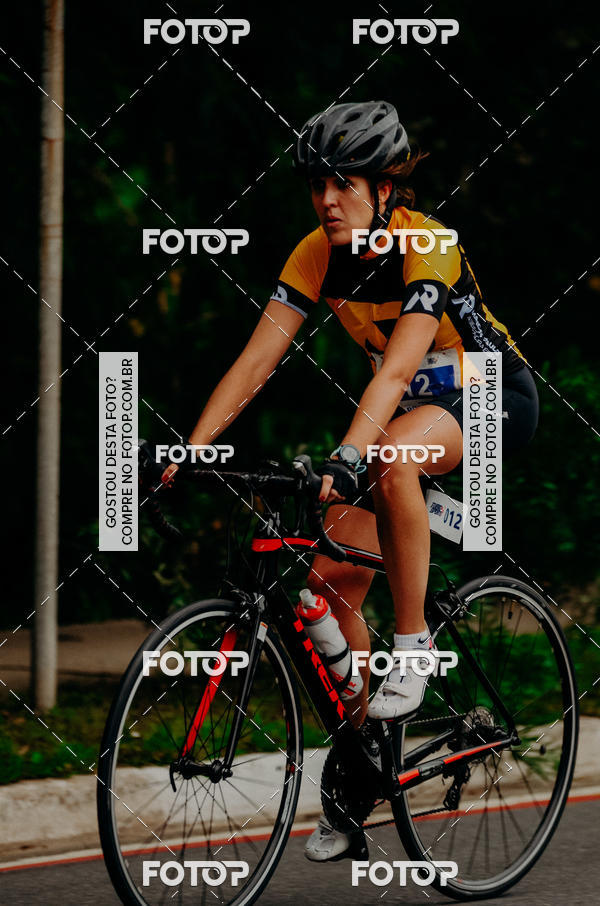 Buy your photos of the eventVSERIES Duathlon & Running on Fotop