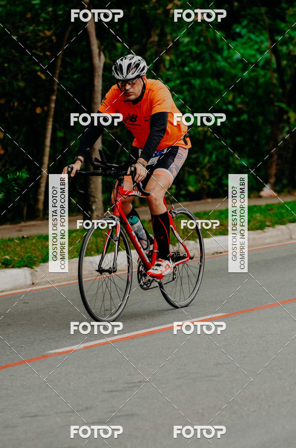 Buy your photos of the eventVSERIES Duathlon & Running on Fotop