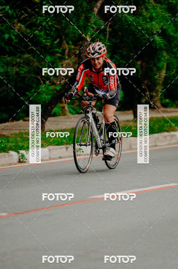 Buy your photos of the eventVSERIES Duathlon & Running on Fotop