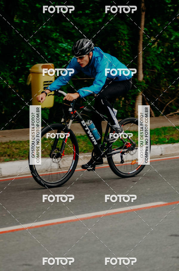 Buy your photos of the eventVSERIES Duathlon & Running on Fotop