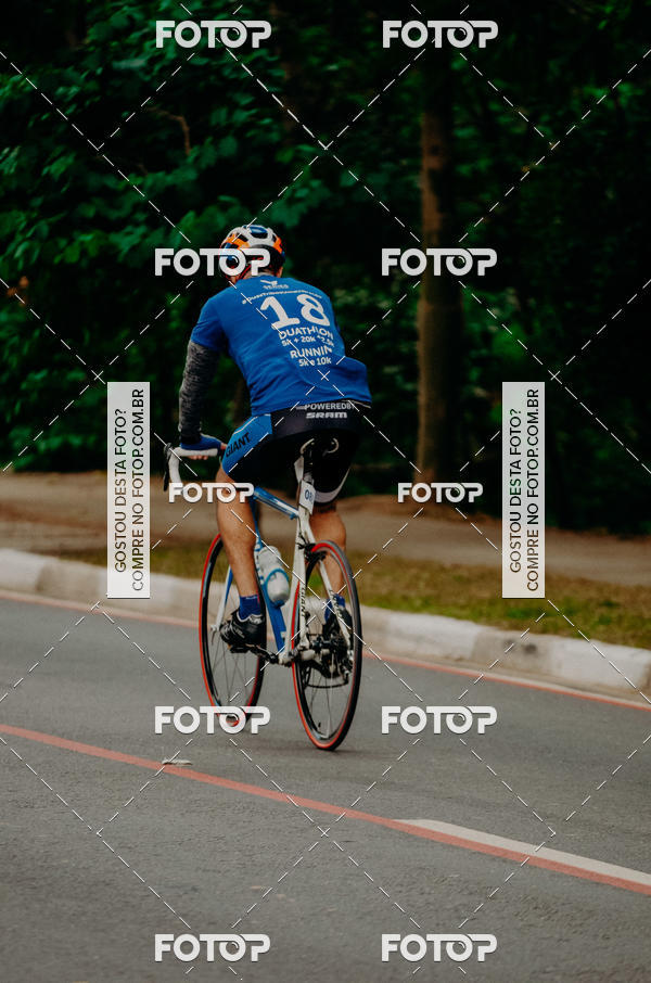 Buy your photos of the eventVSERIES Duathlon & Running on Fotop