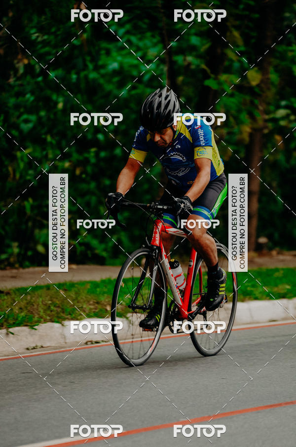 Buy your photos of the eventVSERIES Duathlon & Running on Fotop