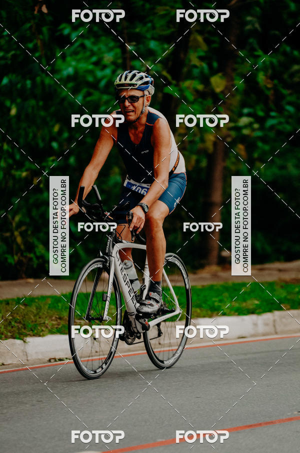 Buy your photos of the eventVSERIES Duathlon & Running on Fotop