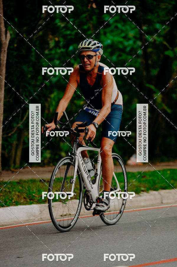Buy your photos of the eventVSERIES Duathlon & Running on Fotop