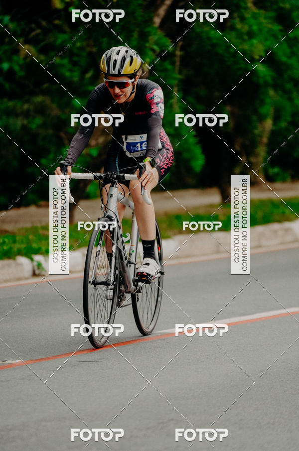 Buy your photos of the eventVSERIES Duathlon & Running on Fotop