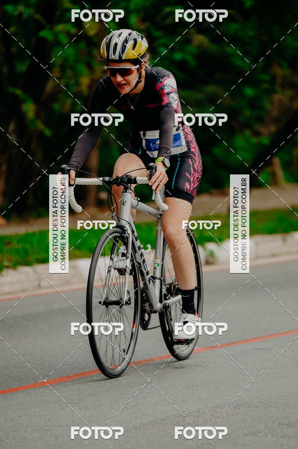 Buy your photos of the eventVSERIES Duathlon & Running on Fotop