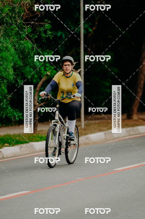 Buy your photos of the eventVSERIES Duathlon & Running on Fotop