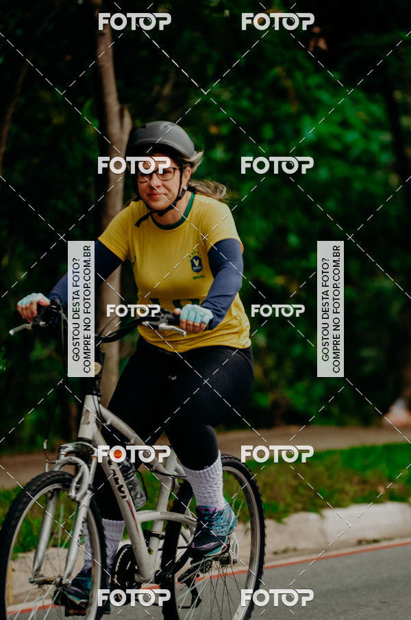 Buy your photos of the eventVSERIES Duathlon & Running on Fotop