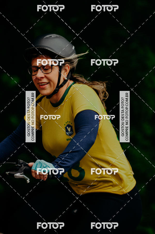 Buy your photos of the eventVSERIES Duathlon & Running on Fotop