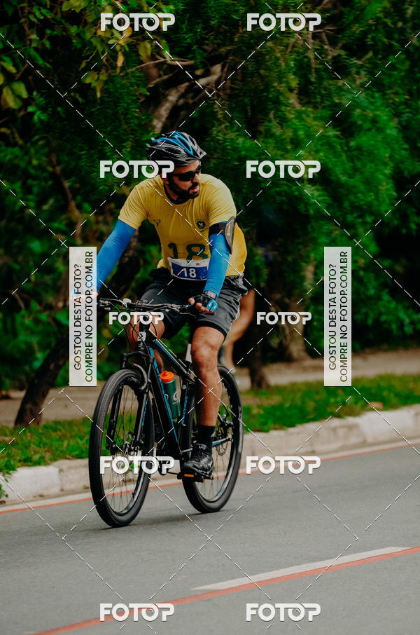 Buy your photos of the eventVSERIES Duathlon & Running on Fotop