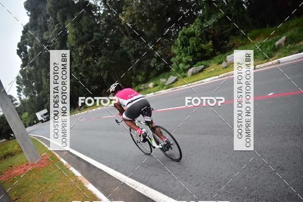 Buy your photos of the eventVSERIES Duathlon & Running on Fotop