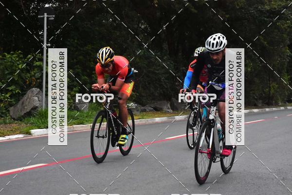 Buy your photos of the eventVSERIES Duathlon & Running on Fotop