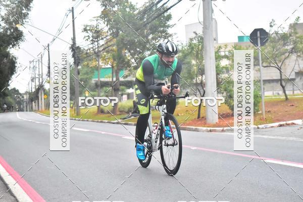 Buy your photos of the eventVSERIES Duathlon & Running on Fotop