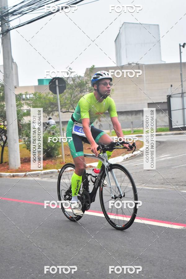 Buy your photos of the eventVSERIES Duathlon & Running on Fotop