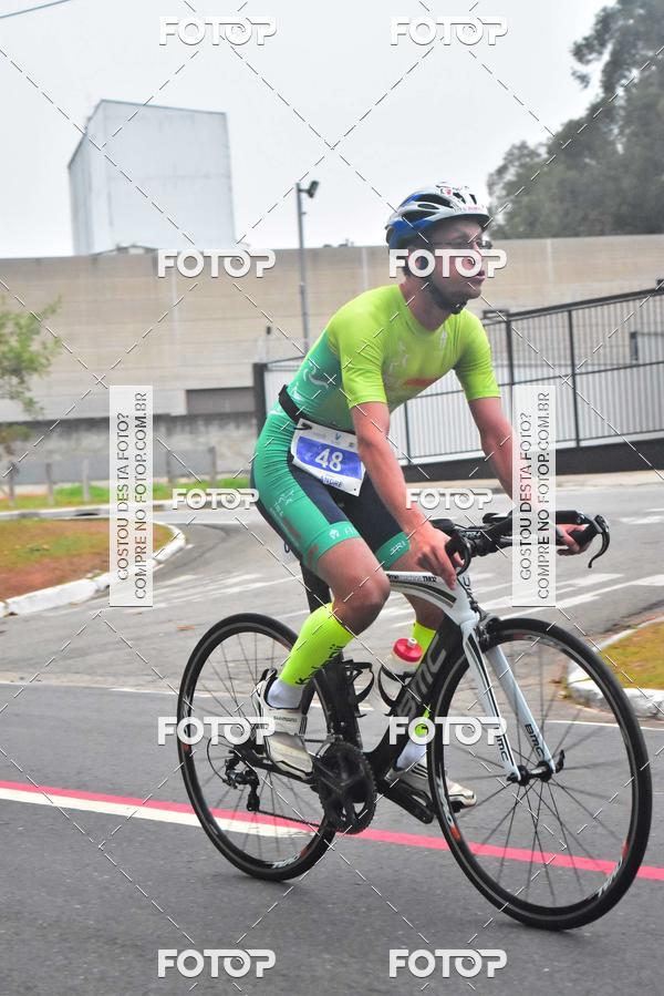 Buy your photos of the eventVSERIES Duathlon & Running on Fotop