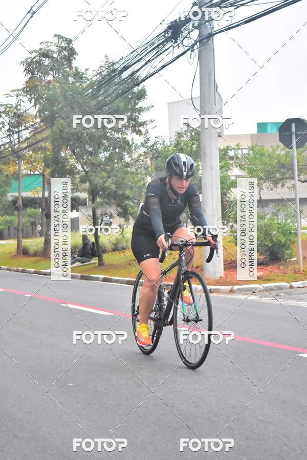 Buy your photos of the eventVSERIES Duathlon & Running on Fotop