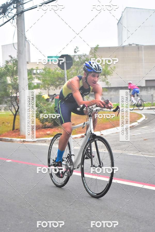 Buy your photos of the eventVSERIES Duathlon & Running on Fotop