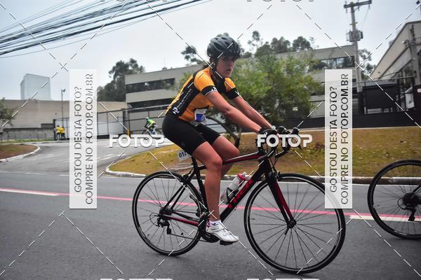 Buy your photos of the eventVSERIES Duathlon & Running on Fotop