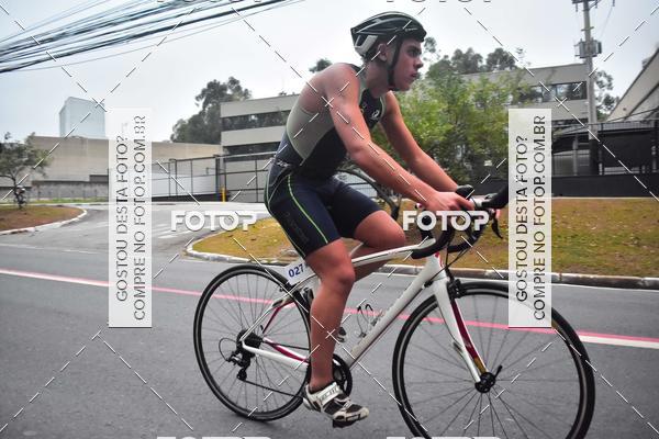 Buy your photos of the eventVSERIES Duathlon & Running on Fotop