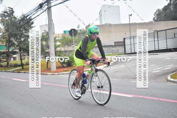 Buy your photos of the eventVSERIES Duathlon & Running on Fotop