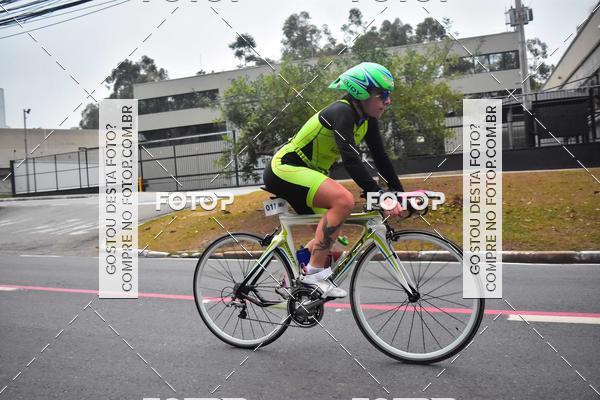 Buy your photos of the eventVSERIES Duathlon & Running on Fotop