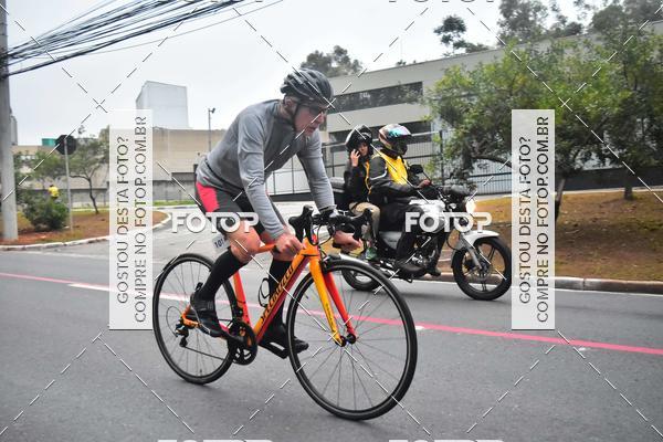 Buy your photos of the eventVSERIES Duathlon & Running on Fotop