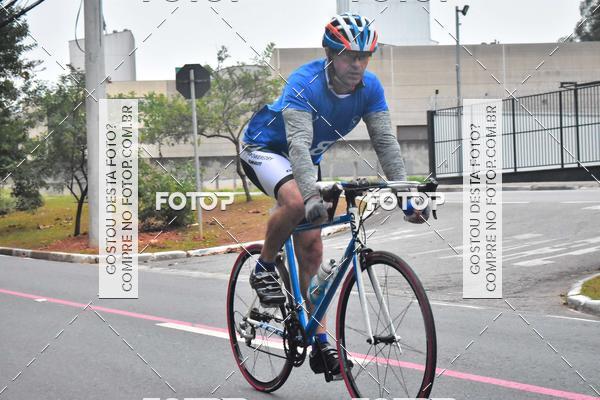Buy your photos of the eventVSERIES Duathlon & Running on Fotop