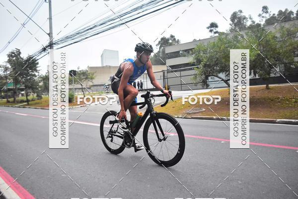 Buy your photos of the eventVSERIES Duathlon & Running on Fotop