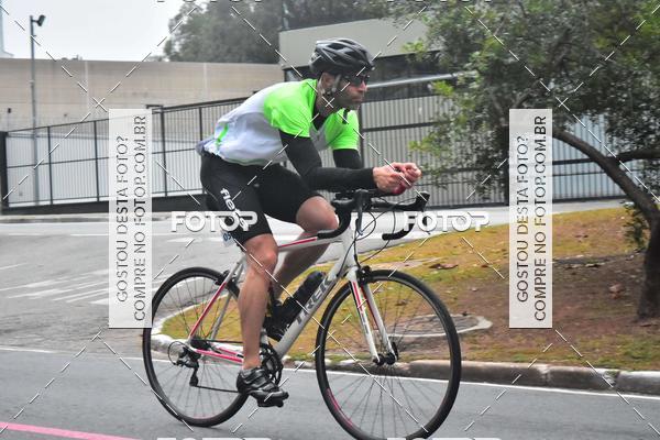 Buy your photos of the eventVSERIES Duathlon & Running on Fotop