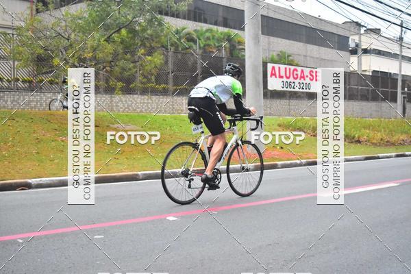 Buy your photos of the eventVSERIES Duathlon & Running on Fotop