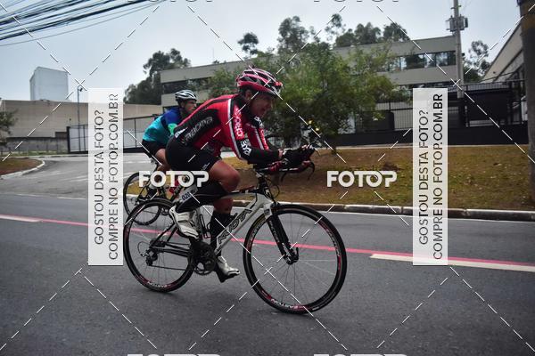 Buy your photos of the eventVSERIES Duathlon & Running on Fotop