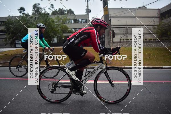 Buy your photos of the eventVSERIES Duathlon & Running on Fotop