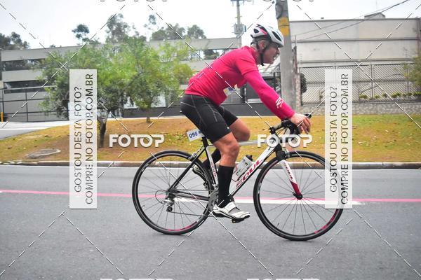 Buy your photos of the eventVSERIES Duathlon & Running on Fotop