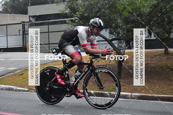 Buy your photos of the eventVSERIES Duathlon & Running on Fotop