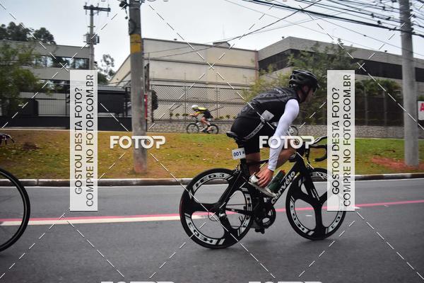 Buy your photos of the eventVSERIES Duathlon & Running on Fotop