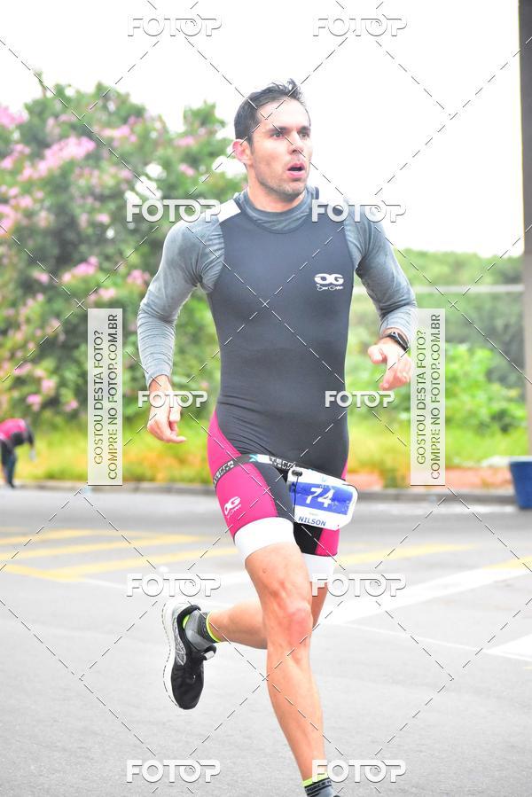 Buy your photos of the eventVSERIES Duathlon & Running on Fotop