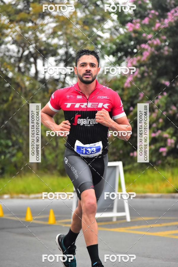 Buy your photos of the eventVSERIES Duathlon & Running on Fotop