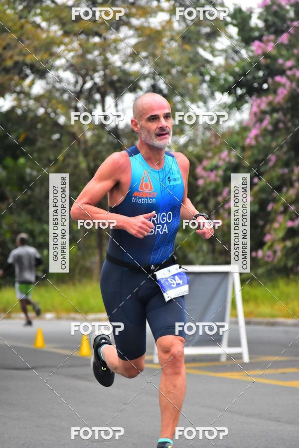 Buy your photos of the eventVSERIES Duathlon & Running on Fotop