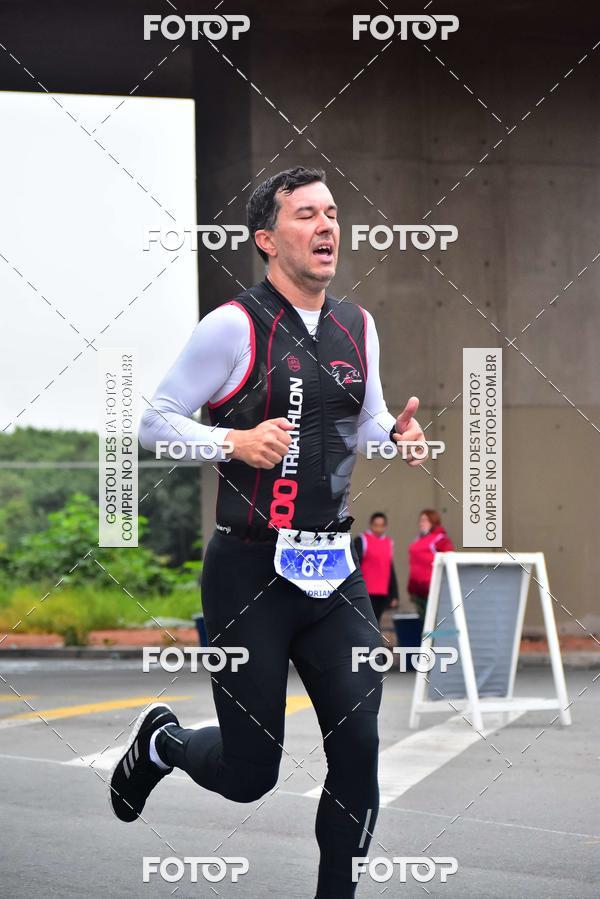 Buy your photos of the eventVSERIES Duathlon & Running on Fotop