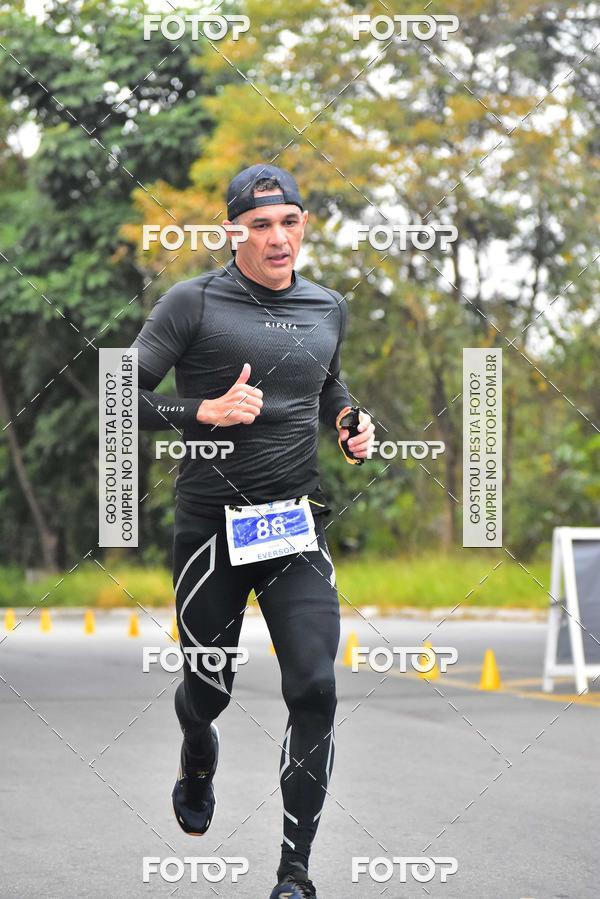 Buy your photos of the eventVSERIES Duathlon & Running on Fotop