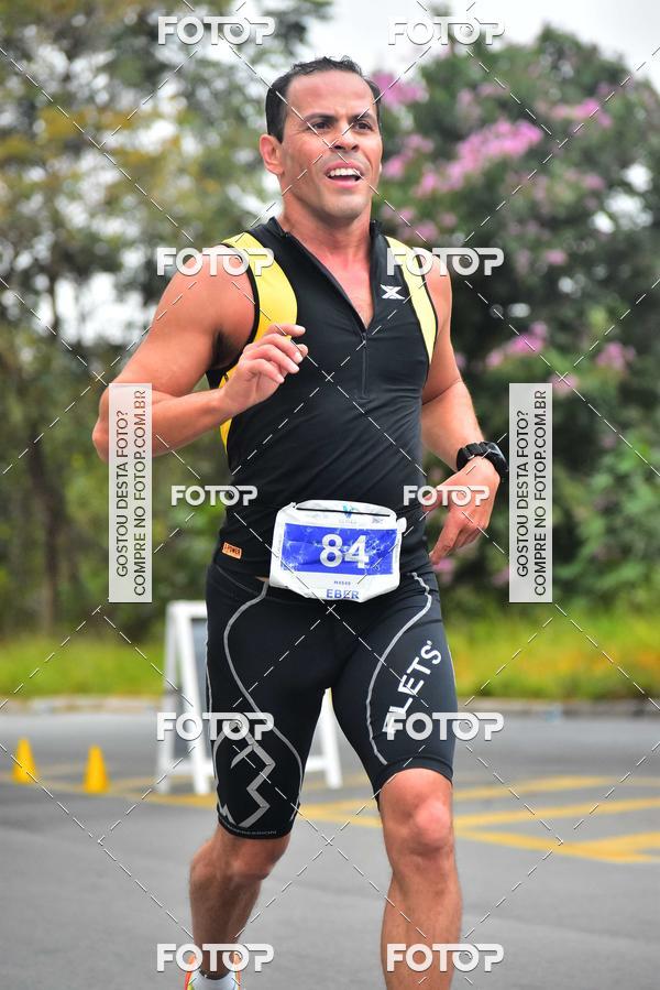 Buy your photos of the eventVSERIES Duathlon & Running on Fotop